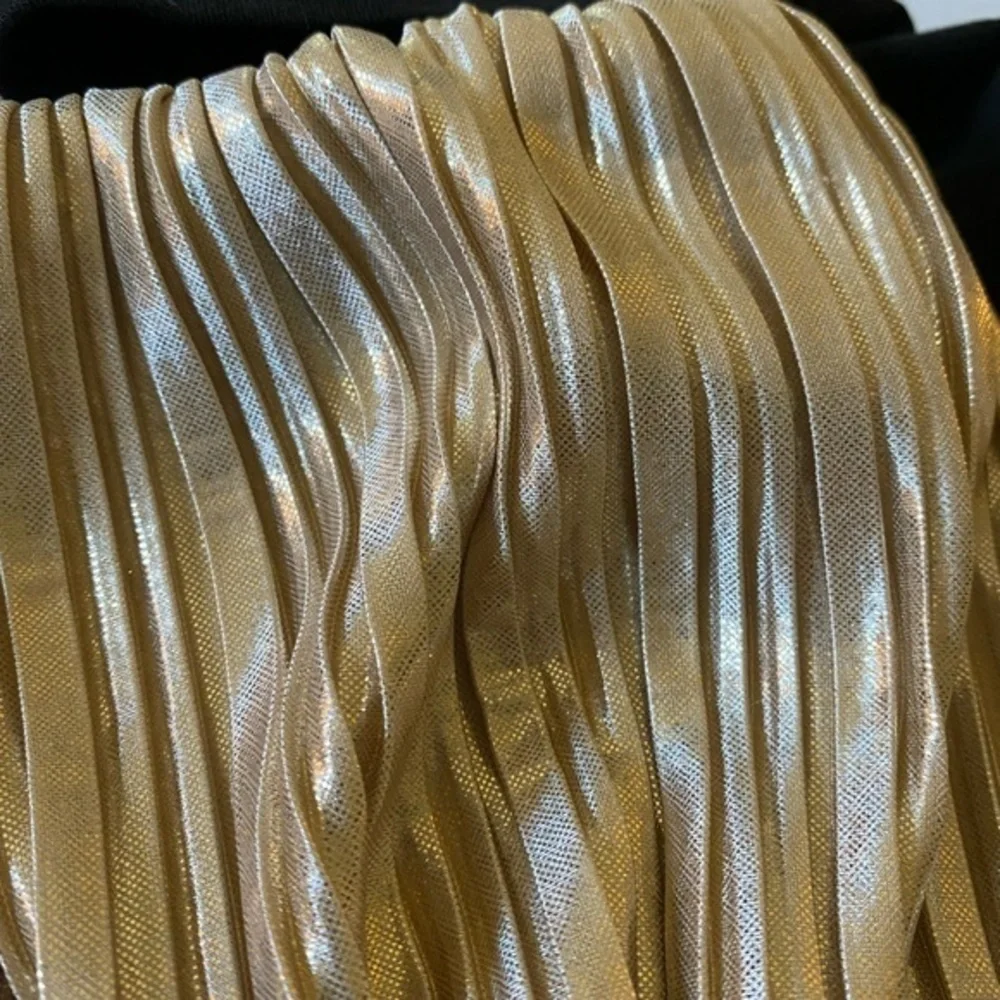 Gap Kids‎ black and gold dress short sleeve